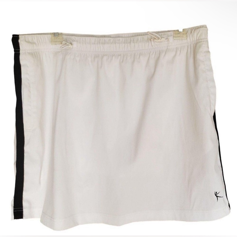 Women's Mid Rise Danskin Skort Performance Skort Shorts WhiteBlack size M(8-10)